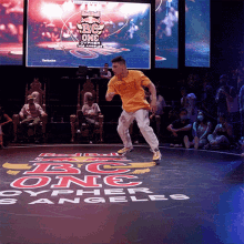 Dancing Mace GIF - Dancing Mace Red Bull GIFs