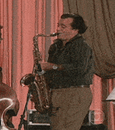 Tony Ramos Saxofone GIF - Tony Ramos Saxofone Saxophone GIFs
