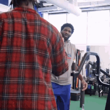 Embiid Drummond GIF - Embiid Drummond Sixers GIFs