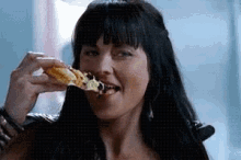 Pizza Eating GIF - Pizza Eating Eat GIFs