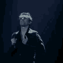 Muse Matt Bellamy GIF - Muse Matt Bellamy Singer GIFs