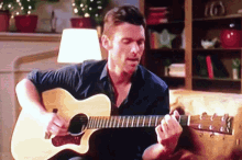 Kevinmcgarry Guitar GIF - Kevinmcgarry Guitar Singing GIFs