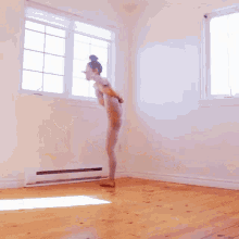 split dance dancing girl dancer dance moves