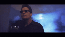 Charlie Sheen The Hum GIF - Charlie Sheen The Hum Who Fucking Died GIFs