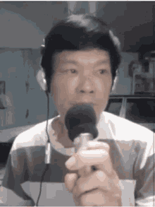 Hai Nguyen Karaoke GIF