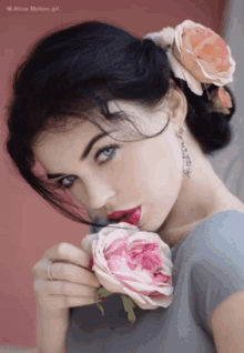Woman Pink GIF - Woman Pink Rose GIFs