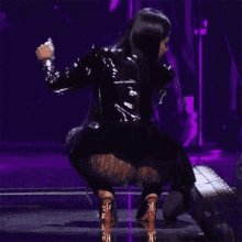Nicki Minaj Rappin GIF - Nicki Minaj Rappin Twerk GIFs