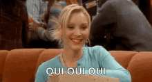 Friends Phoebe GIF - Friends Phoebe Agree GIFs
