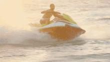 jet skiing a boogie wit da hoodie playa song on my way omw