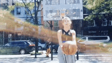 Hailey Baldwin Basketball GIF - Hailey Baldwin Basketball Fail GIFs