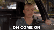Oh Come On Keep Going Christy Plunkett GIF - Oh Come On Keep Going Christy Plunkett Anna Faris GIFs