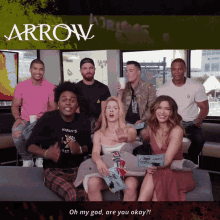 Arrow Cast Arrow GIF - Arrow Cast Arrow Sdcc GIFs