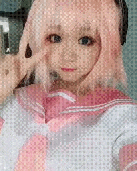 Trap Cosplayer GIF Trap Cosplayer Peace Out Discover Share GIFs