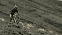 Weee I Can Flyy GIF - Extreme Mountain Biking Bike Riding GIFs