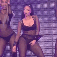 Nicki Minaj Perform GIF - Nicki Minaj Perform Dance GIFs
