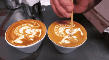 Seni Melukis Kopi GIF - Secangkir One Cup Coffee Art GIFs