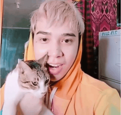 Dora Dorado GIF - Dora Dorado Doracrybaby GIFs