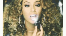 Lipstick Beyonce GIF