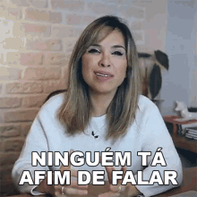 Ninguem Ta Afim De Falar Carina Fragozo GIF - Ninguem Ta Afim De Falar Carina Fragozo English In Brazil By Carina Fragozo GIFs