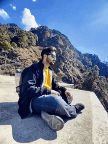 Sunkissed Goggles GIF - Sunkissed Goggles Dhruv Goggles GIFs