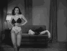 Vintage Beautiful Girl GIF - Vintage Beautiful Girl Heart Beating Fast GIFs