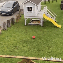 Leaving The House Viralhog GIF - Leaving The House Viralhog People Cramped In Small House GIFs