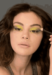 Selena Gomez Makeup GIF - Selena Gomez Makeup Rare Beauty GIFs