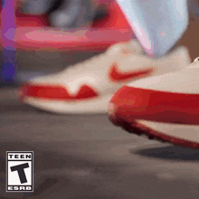 Nike Dotswoosh GIF - Nike Dotswoosh Airphoria GIFs