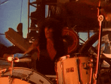 Drummer-tommy-lee Rock-band-motley-crue GIF - Drummer-tommy-lee Rock-band-motley-crue 1989 GIFs
