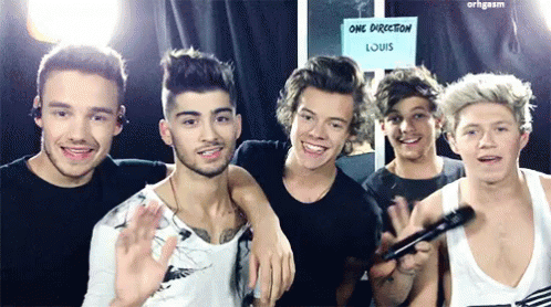 Waving GIF - One Direction 1D Hello - Discover & Share GIFs