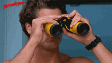 Take A Look Spying GIF - Take A Look Spying Im Watching You GIFs