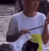 Poor Seagull Smoking GIF - Poor Seagull Smoking I Feel Your Pain GIFs
