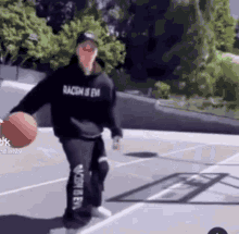 GIF