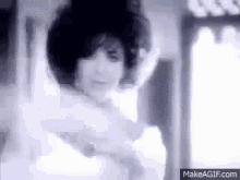 White Diamonds GIF - White Diamonds Elizabeth Taylor GIFs