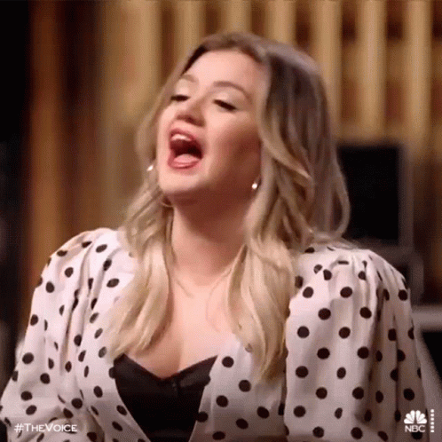Laugh Kelly Clarkson GIF - Laugh Kelly Clarkson The Voice - Discover &  Share GIFs