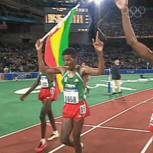 Celebrate Haile Gebrselassie GIF - Celebrate Haile Gebrselassie Olympics GIFs