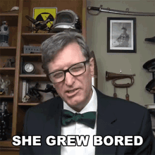 She Grew Bored Lance Geiger GIF - She Grew Bored Lance Geiger The History Guy GIFs