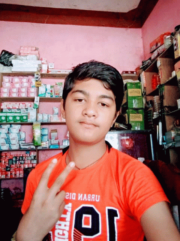 main mast hu english meaning