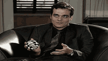 Wagner Moura Paraiso Tropical GIF - Wagner Moura Paraiso Tropical GIFs