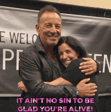 Springsteen Barnes And Noble GIF - Springsteen Barnes And Noble Julie GIFs