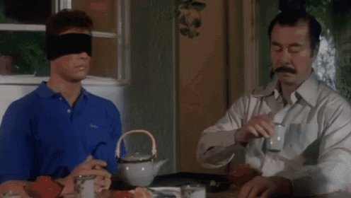blindfold-interview.gif