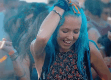 Blue Hair Dont Care Dancing GIF - Blue Hair Dont Care Dancing Feeling It GIFs