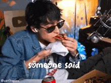 Aidan Gallagher Pizza GIF - Aidan Gallagher Pizza GIFs