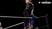 Nikki Cross Sasha Banks GIF - Nikki Cross Sasha Banks 10count Punch GIFs