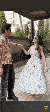 Isha Malviya Romantic Dance GIF - Isha Malviya Romantic Dance Couple Dance GIFs