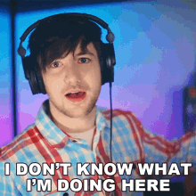 I Dont Know What Im Doing Here Robert Geraldino GIF - I Dont Know What Im Doing Here Robert Geraldino Robertidk GIFs