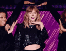 Taylor Swift Wink GIF - Taylor Swift Wink GIFs