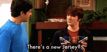 Drake And Josh Theres A New Jersery GIF - Drake And Josh Theres A New Jersery Yeah They Just Opened It GIFs