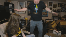 Tyler Mcvicker If You Are A Woman Hello GIF - Tyler Mcvicker If You Are A Woman Hello Vnn GIFs