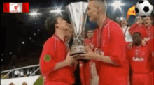 liverpool fc fans kiss football champion winner